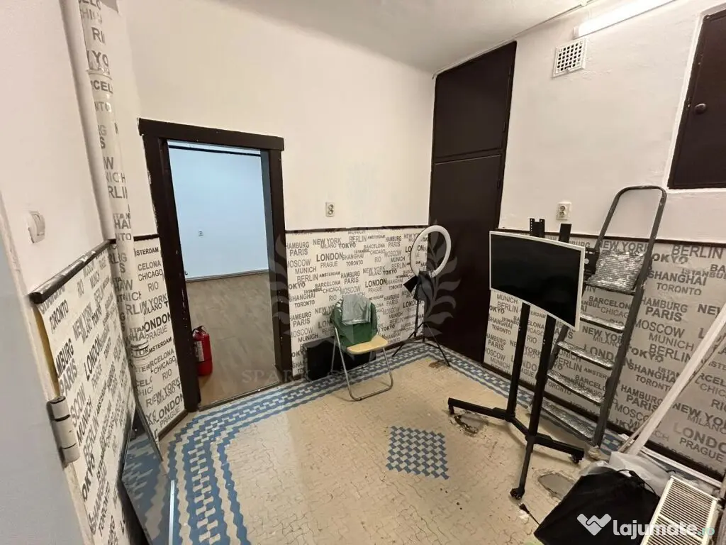 Spațiu comercial de închiriat //100 mp | Zona centrală - Ploiesti (Prahova)