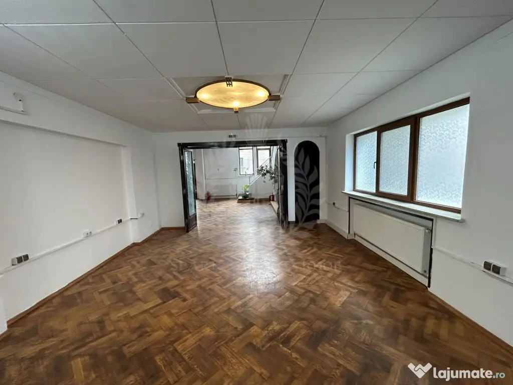 Spațiu comercial de închiriat //100 mp | Zona centrală - Ploiesti (Prahova)