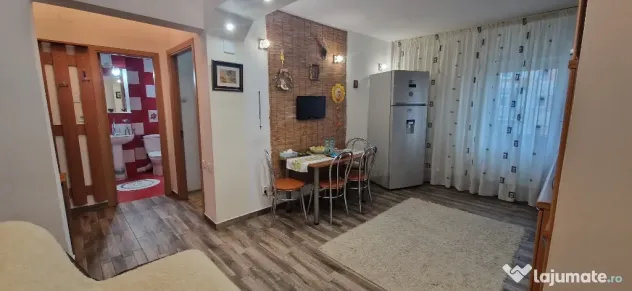 Închiriez apartament 2 camere