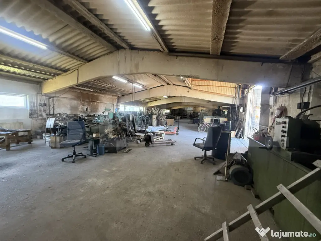 Atelier industrial 1.050 mp, utilat, 4 căi de acces – SAG - Targoviste (Dambovita)