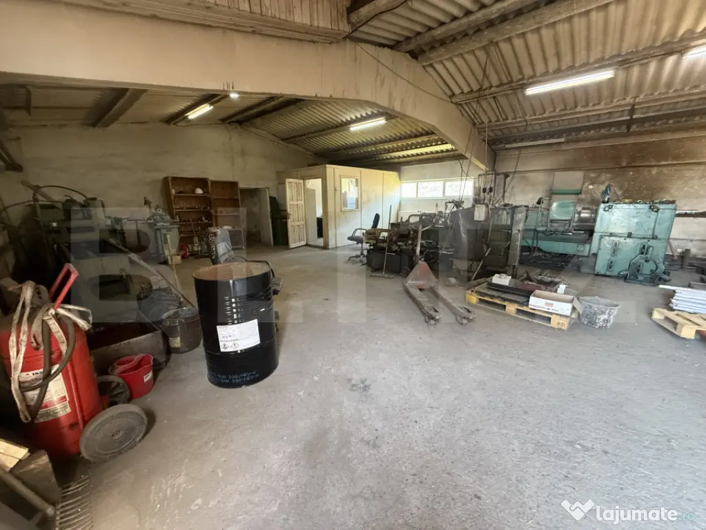 Atelier industrial 1.050 mp, utilat, 4 căi de acces – SAG - Targoviste (Dambovita)