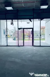 Spatiu comercial imobil nou Sebastian- Razoare. 