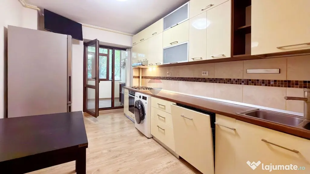 Inchiriere 3 camere 80 mp | Centrala Proprie | 1 Parcare | Boxa | Parc - Bucuresti (Bucuresti-Ilfov)