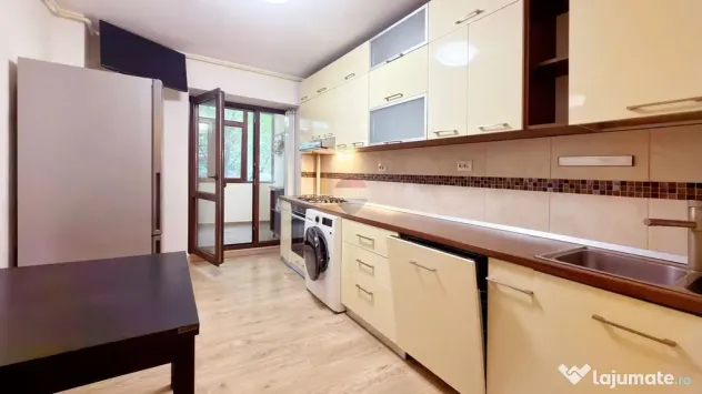Inchiriere 3 camere 80 mp | Centrala Proprie | 1 Parcare | Boxa | Parc - Bucuresti (Bucuresti-Ilfov)