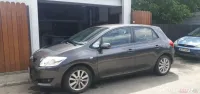 Toyota Auris 1.6 benzină | Keyless | Climatronic | Pilot automat | 2 seturi roți 
