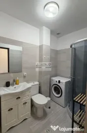 Apartament cu 3 camere, 75 mp, bloc nou Adjud 
