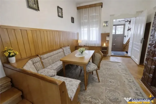 Casa cu vatra traditionala, gradina, garaj, facilitati, Codl - Brasov (Brasov)
