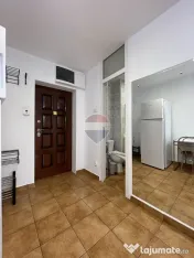 Garsoniera decomandata, Aparatorii Patriei, Tomesti 