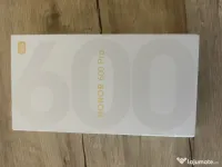 Honor 600 pro 512 gb 12gb Ram white golden 