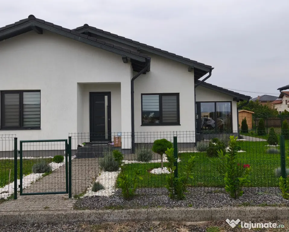 Casa Parter mobilata si utilata