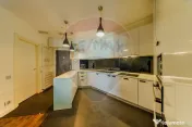 Apartament cu 3 camere la ARED Kaufland 