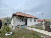 Casa individuala, 65 mp, 204 mp curte, zona Copaceni - Cluj 