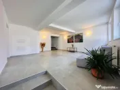Cladire cu 12 camere - Regim Hotelier / Apart Hotel - in zon