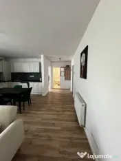 Apartament 2 camere 52 mp si terasa 40 mp si parcare in Flor 