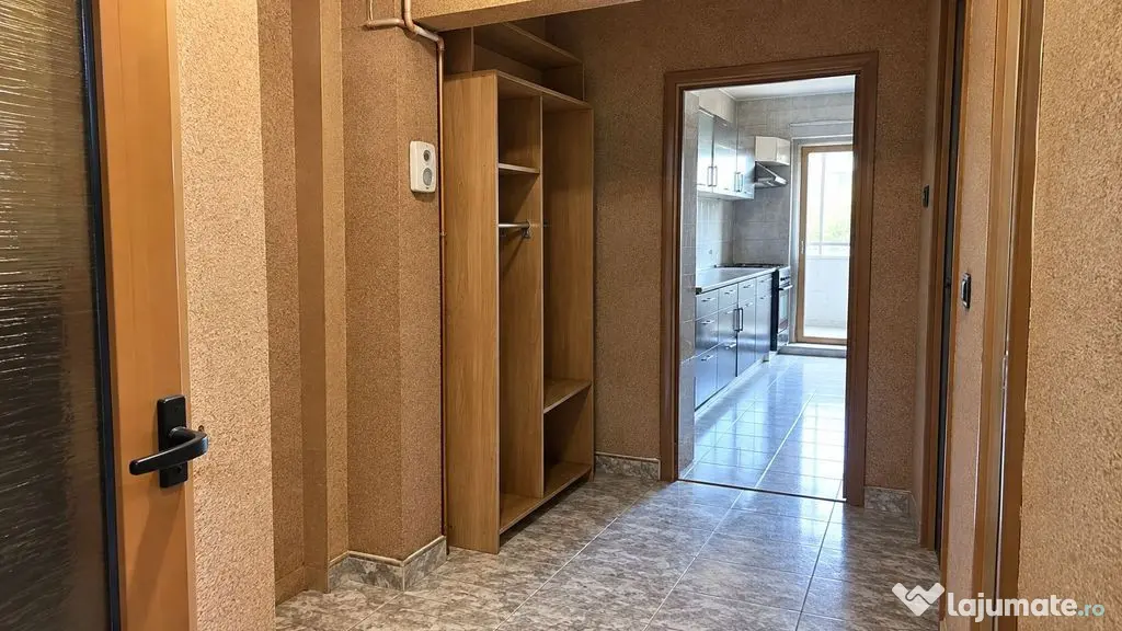 APARTAMENT 3 CAMERE DECOMANDAT – MAZEPA 2 – ETAJ INTERMEDIAR - Galati (Galati)