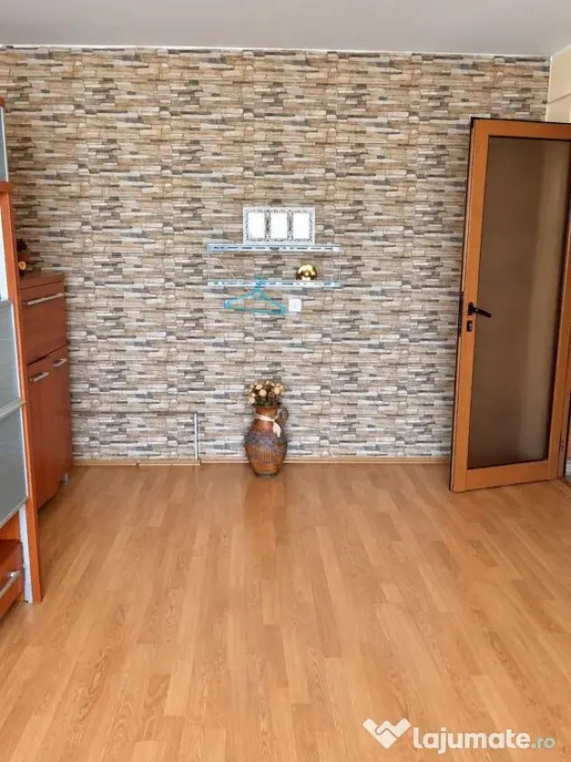 APARTAMENT 3 CAMERE DECOMANDAT – MAZEPA 2 – ETAJ INTERMEDIAR - Galati (Galati)