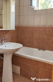 APARTAMENT 3 CAMERE DECOMANDAT – MAZEPA 2 – ETAJ INTERMEDIAR 