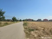Vand teren in Lazu la drumul hotilor