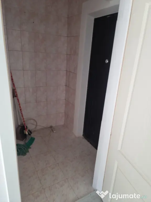Garsoniera de vanzare,28mp,Radauti,Zona ABC - Radauti (Suceava)