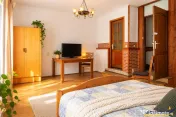 Centrul Istoric Brasov: rezidential investitional, 4 camere 