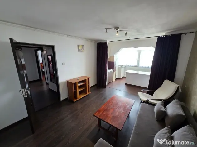 Apartament 2 camere transformat in 3 camere zona KM 4-5 - Constanta (Constanta)