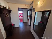 Apartament 2 camere transformat in 3 camere zona KM 4-5 
