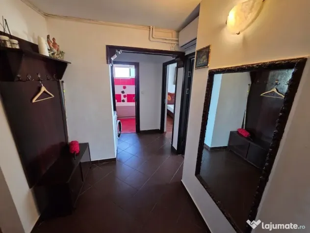 Apartament 2 camere transformat in 3 camere zona KM 4-5 - Constanta (Constanta)