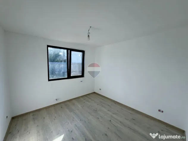 Casă de vanzare Golesti 4 camere 3 bai - Golesti (Vrancea)