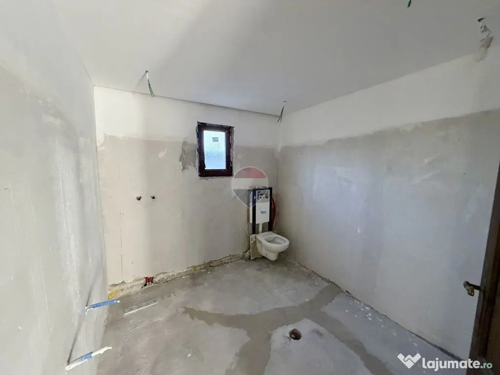 Casă de vanzare Golesti 4 camere 3 bai - Golesti (Vrancea)