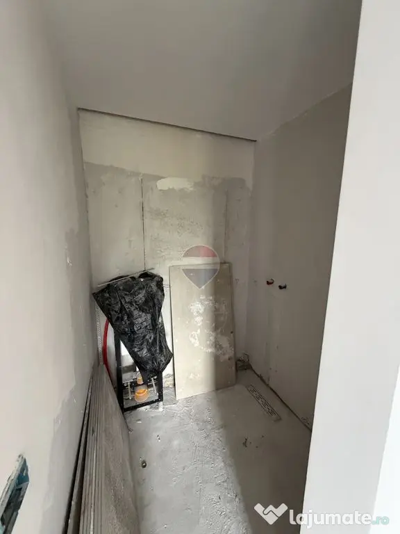 Casă de vanzare Golesti 4 camere 3 bai - Golesti (Vrancea)