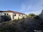 Casă de vanzare Golesti 4 camere 3 bai 