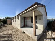 Casă de vanzare Golesti 4 camere 3 bai 