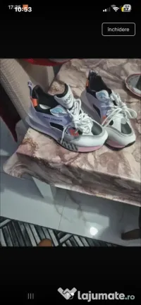 Adidasi fashion 