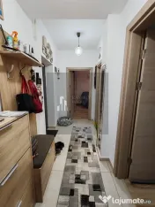 Apartament 2 camere, Sector 5, Pecineaga/Salaj, decomandat, centrala 