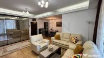 ﾃ始chiriere apartament 4 camere decomandat, Herﾄピtrﾄブ, 117 mp, 2 parcﾄビi
