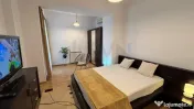 ﾃ始chiriere apartament 4 camere decomandat, Herﾄピtrﾄブ, 117 mp, 2 parcﾄビi 