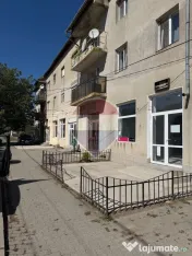 Spațiu comercial de inchiriat in Sepreus - strada principala