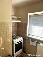 LIPOVEI - ETAJ 1 - 4 CAMERE - 3 BALCOANE - CENTRALA PROPRIE 
