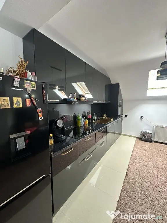 Vanzare 4 camere in Predeal - Predeal (Brasov)