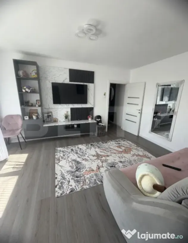 OPORTUNITATE DE TOP! Apartament 2 Camere, 52 mp, Renovare Re - Targoviste (Dambovita)