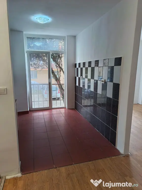 Apartament 1 Camera - Floresti (Cluj) - Zona buna - 70.900 EURO