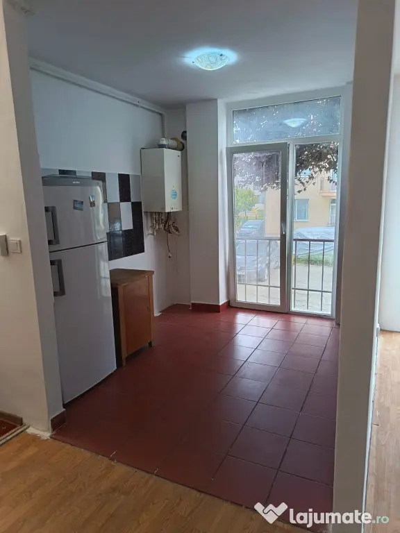 Apartament 1 Camera - Floresti (Cluj) - Zona buna - 70.900 EURO