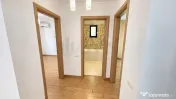 Spatiu comercial I Parter I 3 camere I 2 bai 