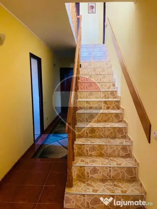 Casa de vanzare in Mitocul Dragomirnei - 2 km de Manastirea Dragomirna - Mitocu Dragomirnei (Suceava)