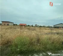 Teren intravilan de 922 mp cu utilitati - Ianova