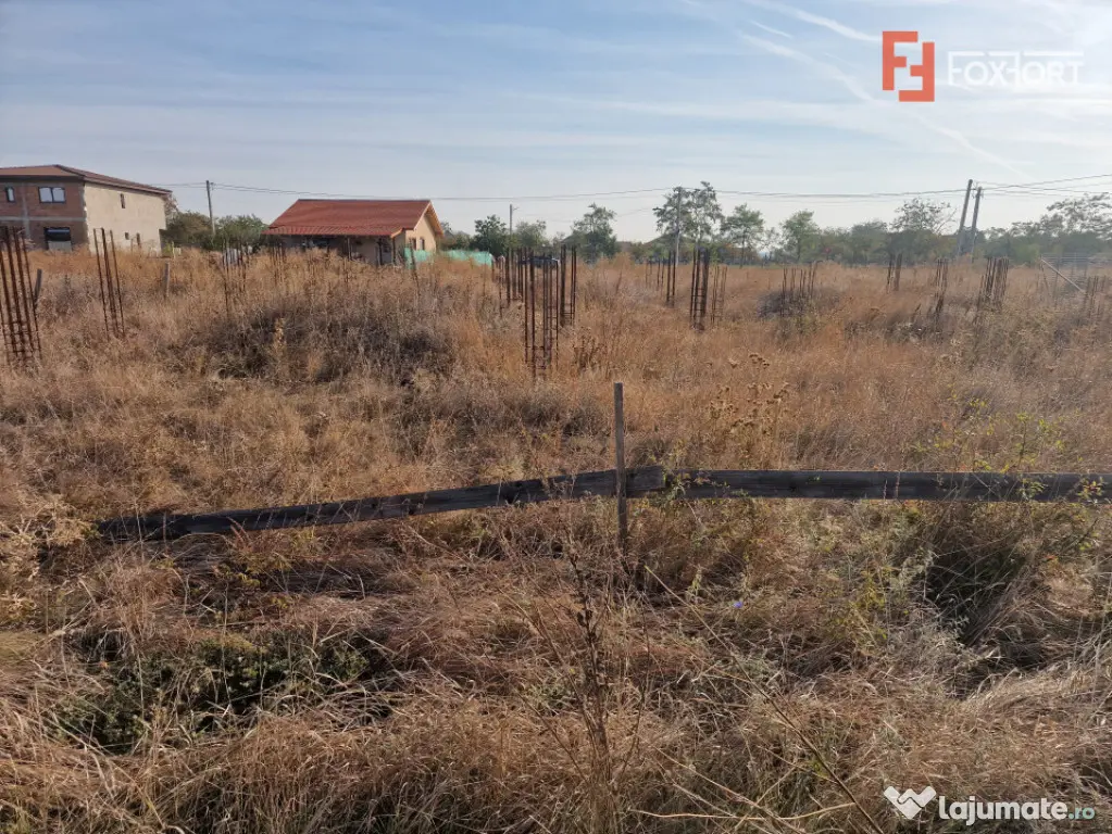 Teren intravilan de 922 mp cu utilitati - Ianova - Ianova (Timis)