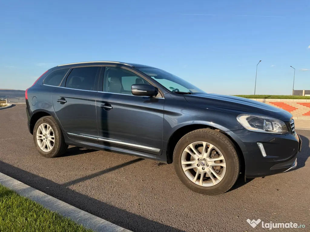 Volvo XC60 D5 AWD Summum 2015, 215 CP, automată, istoric complet