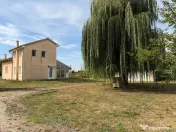 Casa cu teren 10.000mp si foarte multe posibilitati 