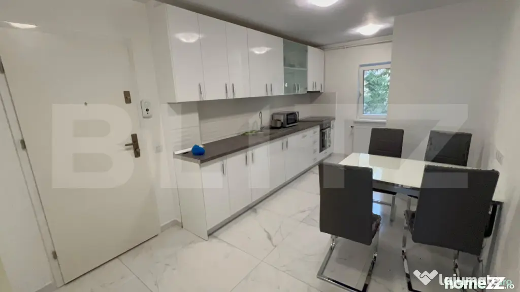 Apartament 4 camere , 3 dormitoare, zona UMF - Spitalul de r - Cluj-Napoca (Cluj)