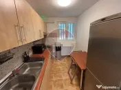 Birou 2 cam Parter înalt la 4 min Metrou Muncii 